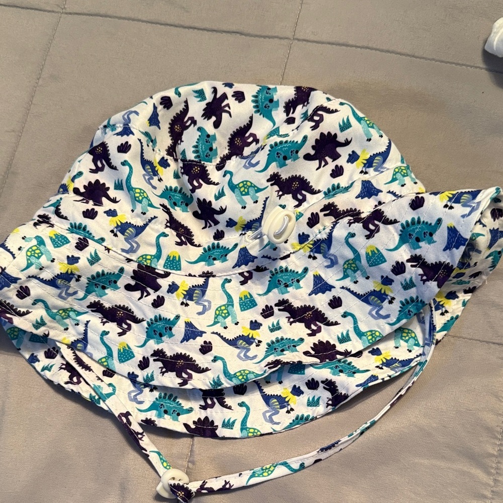 Kids Dinosaur Print Bucket Hat like new 52cm